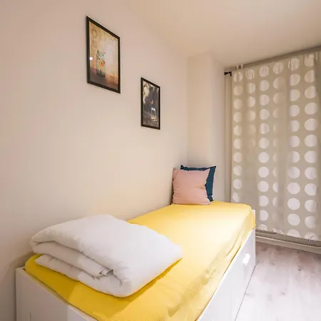 Apartment In Near Casino, Cleaning Included *